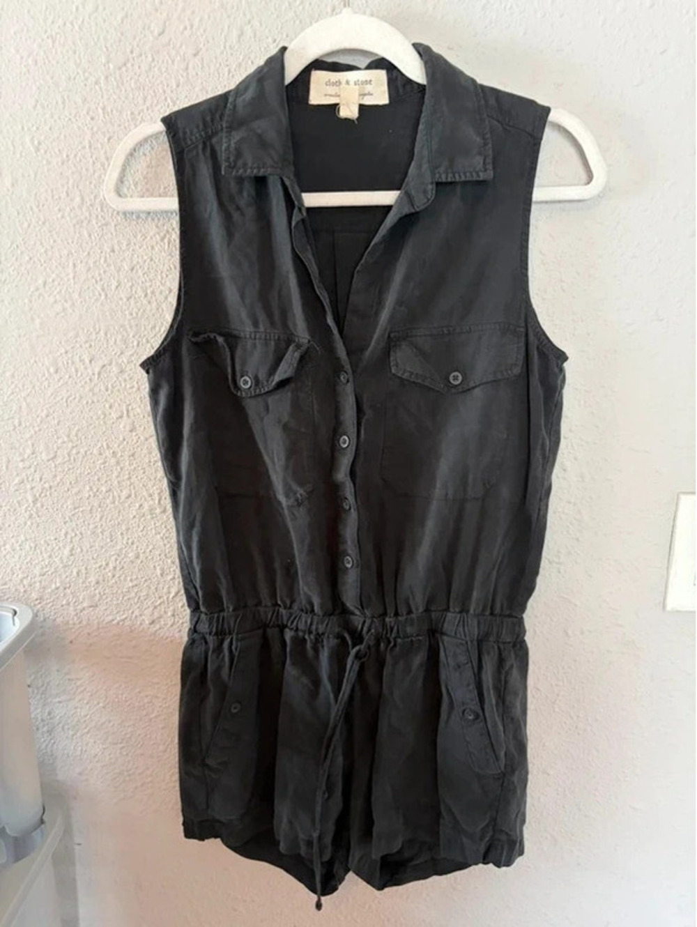 Cloth & Stone Anthropologie grey romper XS